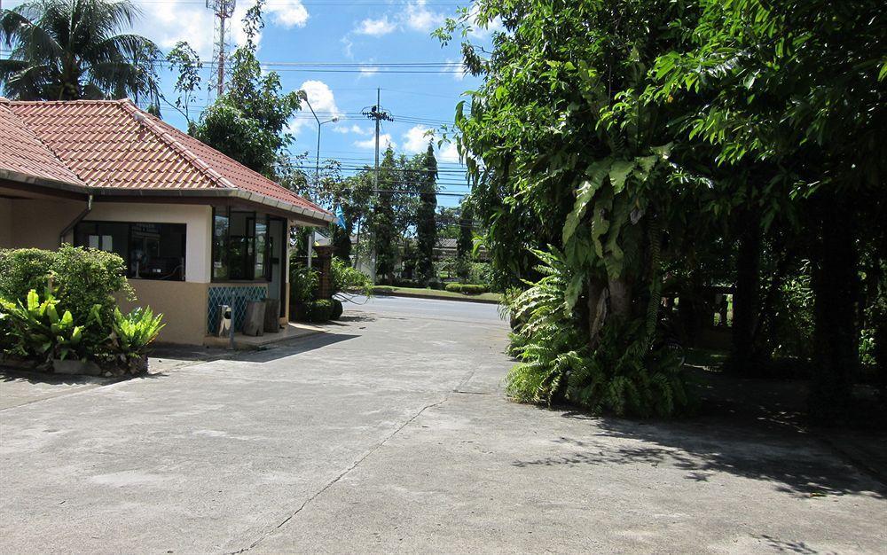 Oasis Resort Krabi town Exteriör bild